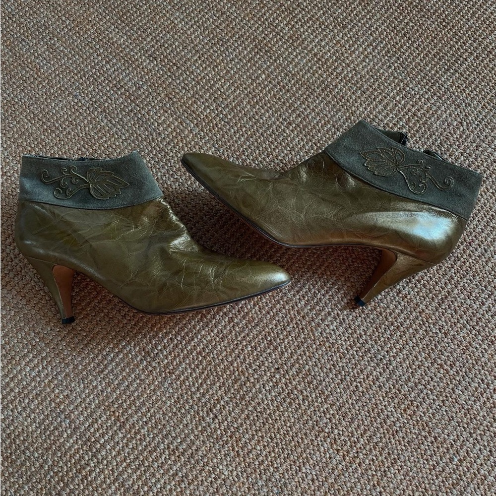 Elegant Olive Green Ankle Boots